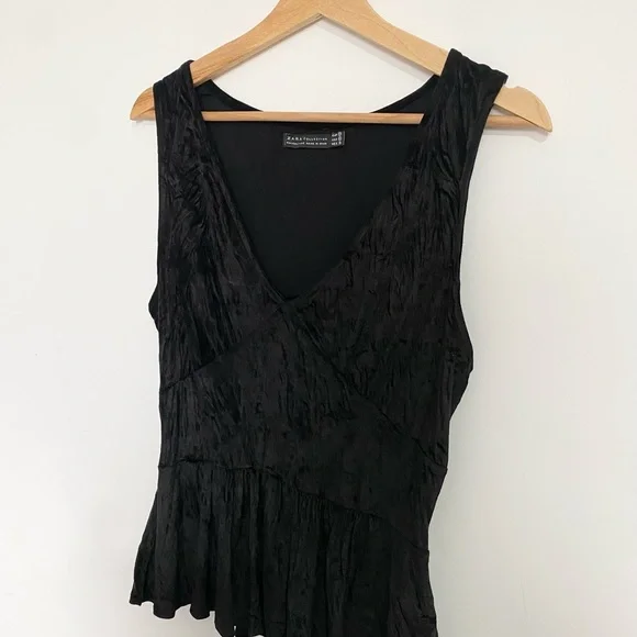 Zara Velvet Style V-Neck Sleeveless Top Size M Black - Picture 5 of 9